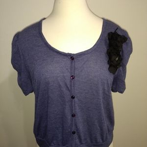 Plus sz blue-gray cropped sweater/cardigan with flower detail- size 3X